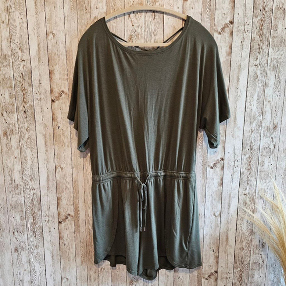 Gap Green Romper Size M - Picture 1 of 9